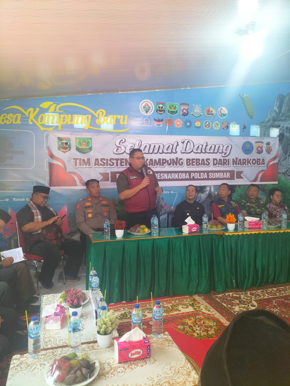 Direktur Resnarkoba Polda Sumbar Edukasi Masyarakat Desa Kampung Baru