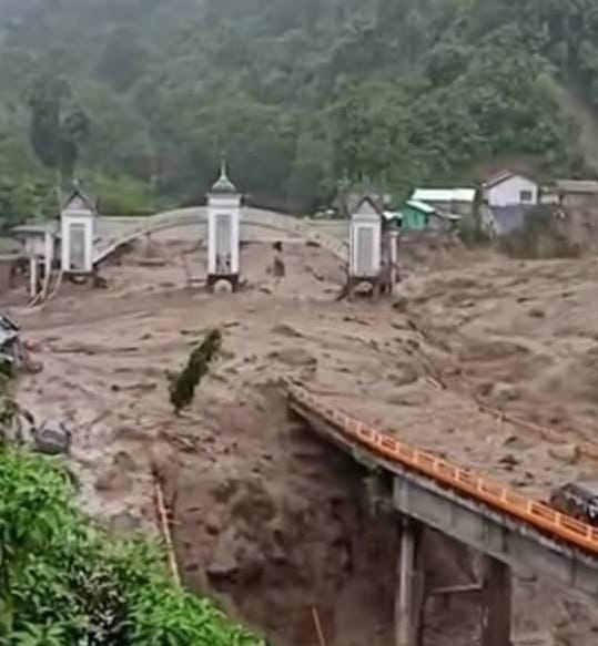 Sekdaprov: Korban Bencana Sumbar 111 Masih Hilang, 166 Meninggal